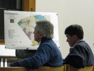 Zoning Advisory Committee members Dana Cunningham (left) and Donald Morris (right) at last night's public meeting