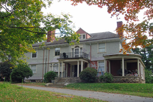 The Kidder House earlier this fall being prepped for a new coat of paint (All photos in this post by Judith Bailey Keneman)